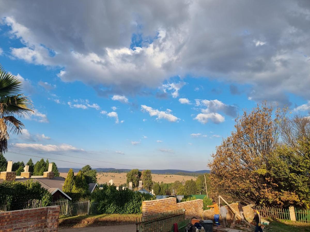 Valley View Dullstroom - Check In At The Highlander Hotel Kültér fotó